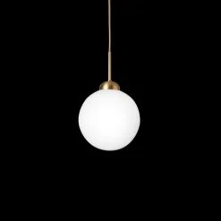 Sale Apiales 1 Large pendel, børstet messing/opal Messinglamper|Glas Lamper