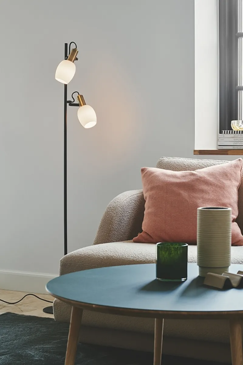 Online Arild gulvlampe, sort Standerlamper|Stue Lamper