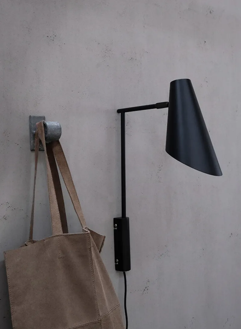 Outlet Cale væglampe m/arm, sort Sorte Væglamper|Stue Lamper