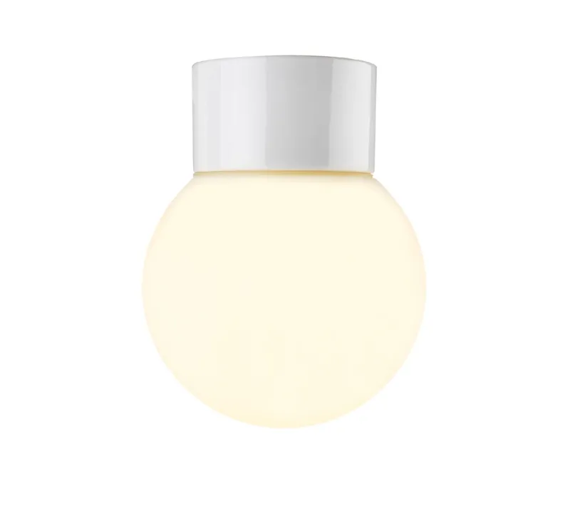 Sale Classic Globe 150 loftlampe / væglampe IP54, hvid/mat opal Hvide Lamper|Glas Lamper