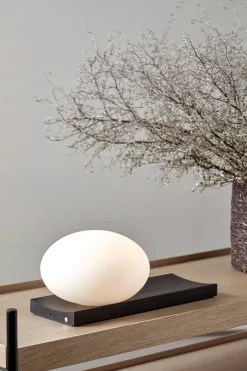 Dew bordlampe / væglampe, opal/sort Transportable Lamper|Lamper Med Usb