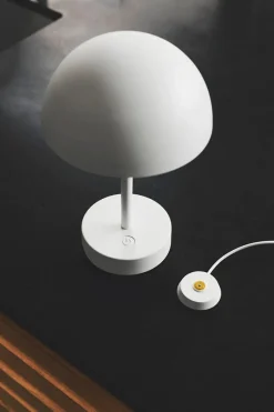 Discount Ellen To-Go batterilampe / bordlampe, hvid Transportable Lamper|Skrivebordslamper