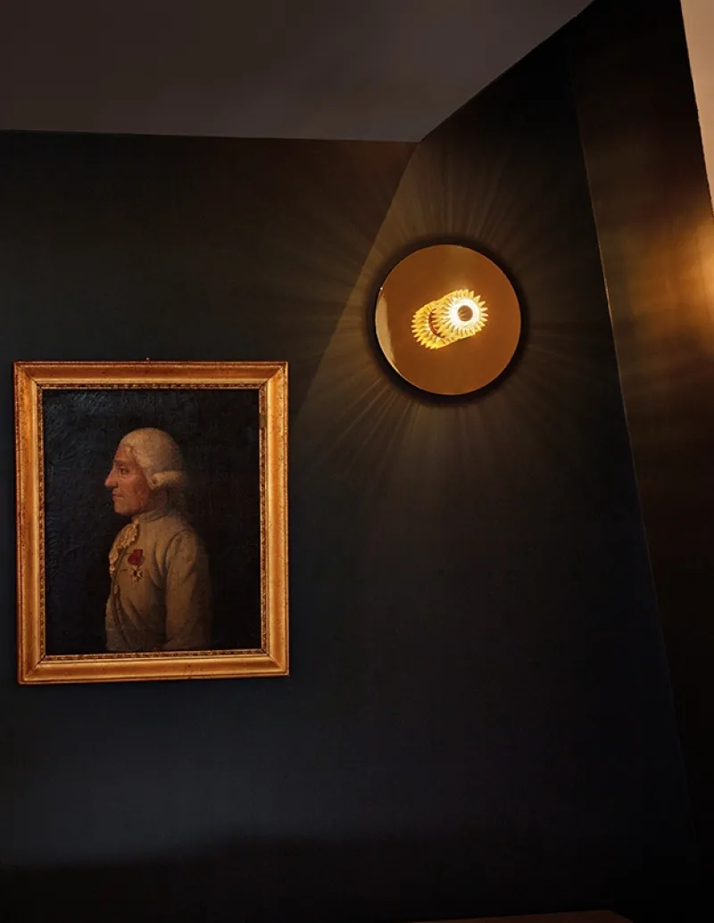 Outlet 380 væglampe/loftlampe, guld Entre Lamper|Væglamper