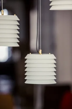 Clearance Maija 15 pendel, hvid Hvide Lamper|Pendler