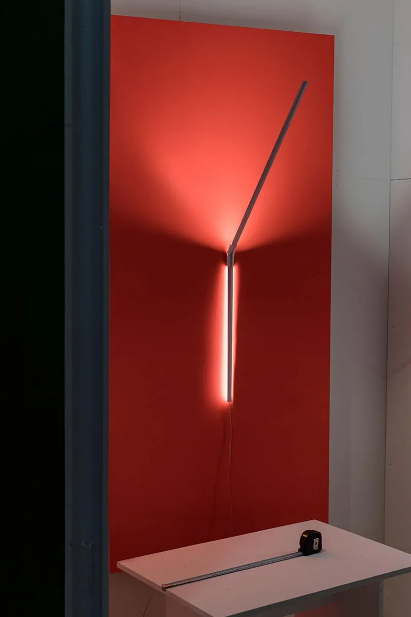 New Measure Light væglampe, hvid/transparent Kontorlamper|Entre Lamper
