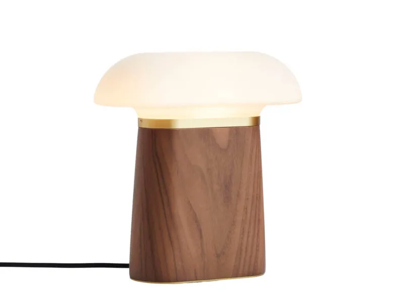 New Nova bordlampe, valnød Lamper I Træ|Skrivebordslamper