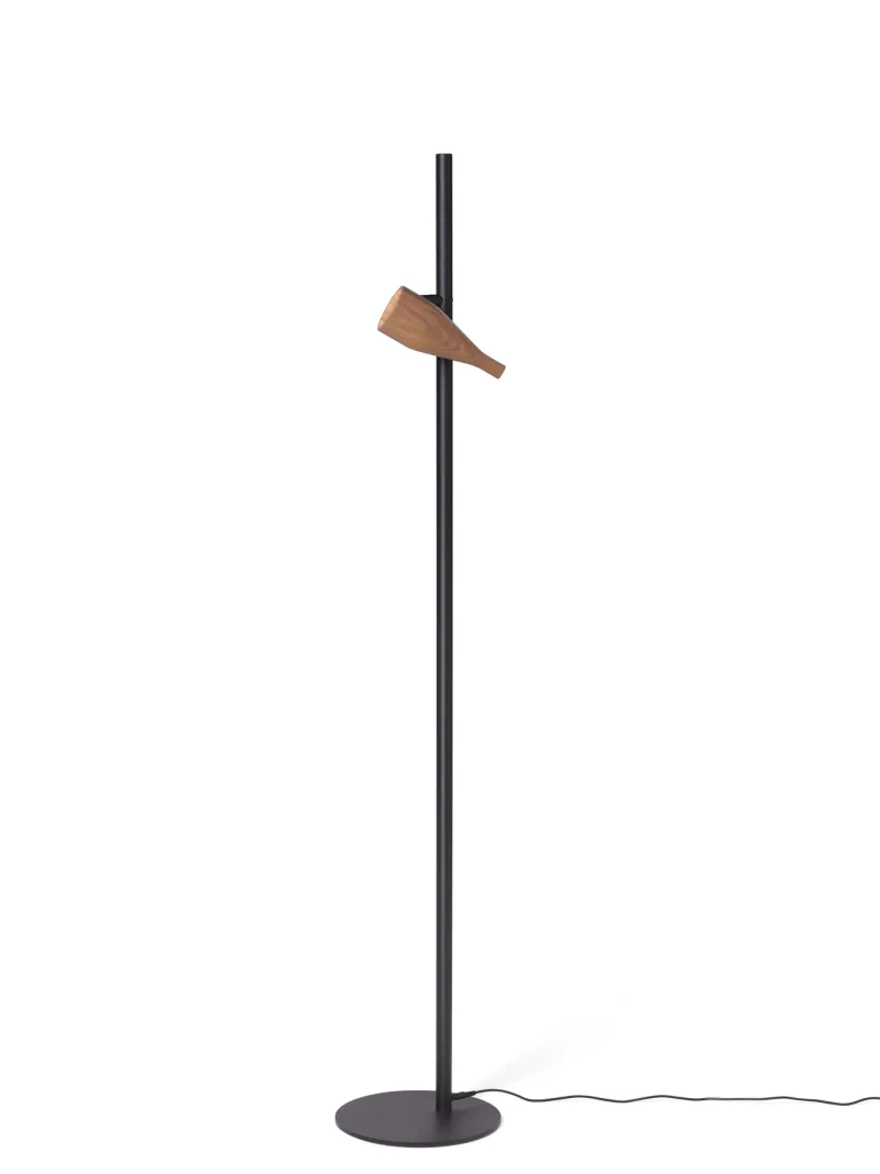 Hot Timber Lounge Single gulvlampe, valnød Lamper I Træ|Standerlamper